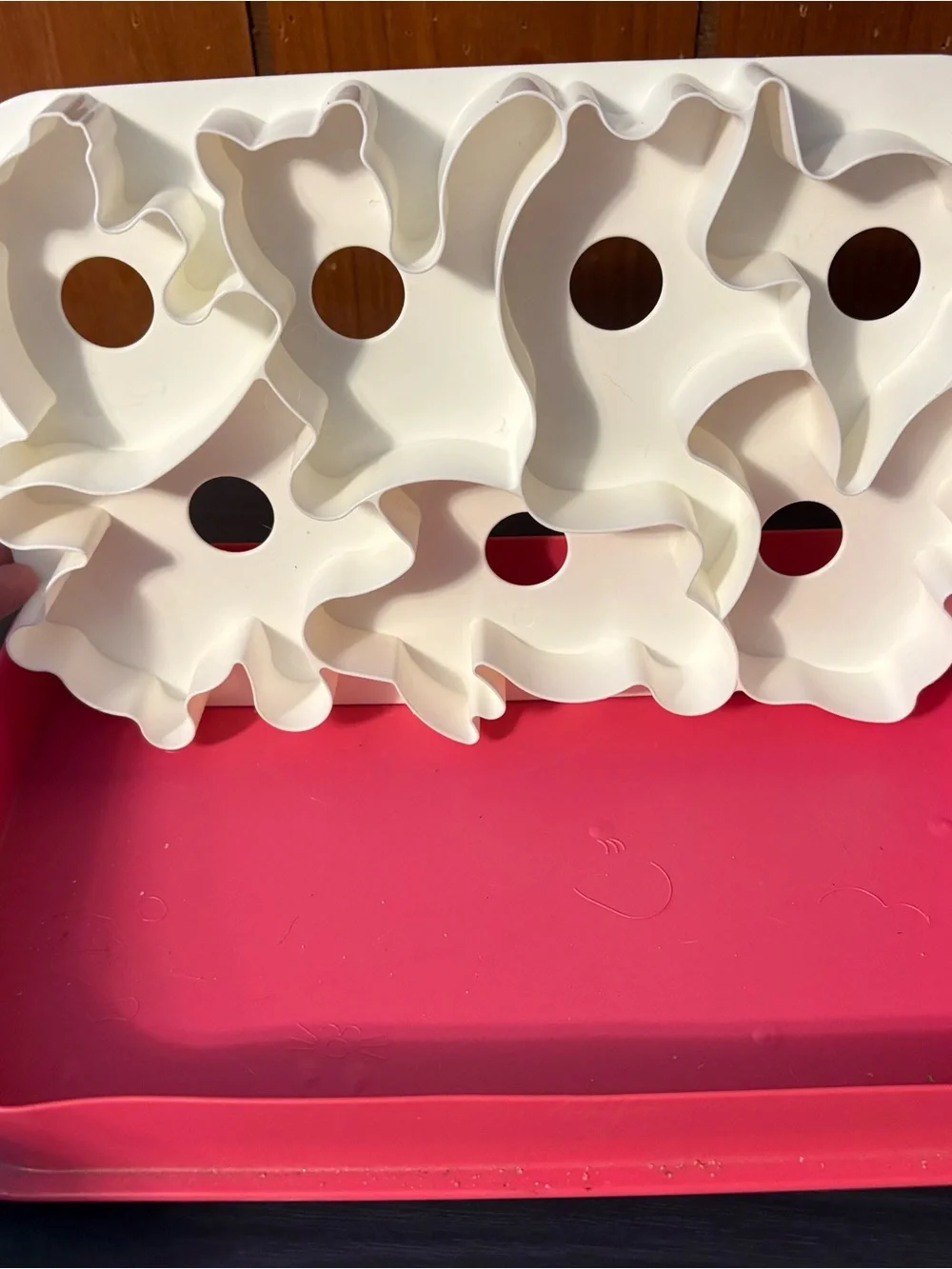 Tupperware Pink/White animal jello mold 2pc